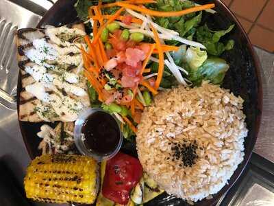 Fish Tail Seafood Grill & Poke, Santa Clarita