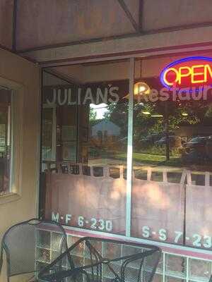 Julian's, Akron