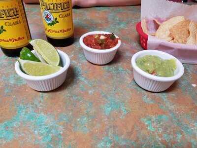 Taqueria Los Compadres, Modesto