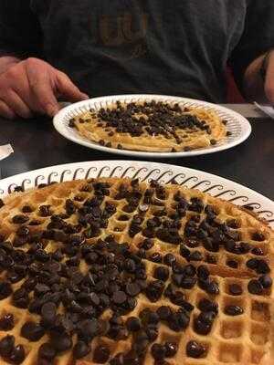 Waffle House, Allentown