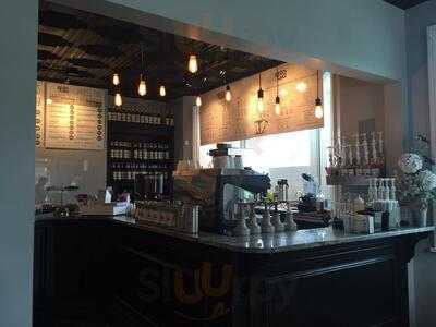 Pressed Coffee Bar & Eatery, Youngstown