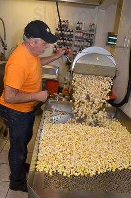 POParella's Gourmet Popcorn, Frisco