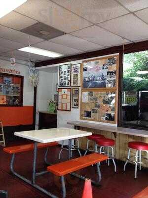 A&W Restaurant, Modesto