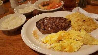 Cracker Barrel Old Country Store, Chesapeake