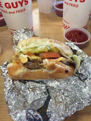 Five Guys, Naperville