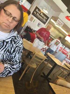 Five Guys, Huntsville