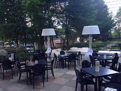 Suite Restaurant Lounge