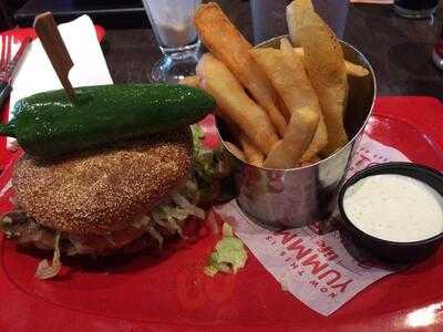 Red Robin Gourmet Burgers, Huntsville