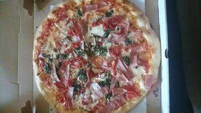 EST EST EST Pizza & Restaurant