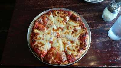 Bernie & Betty's Pizza, Springfield