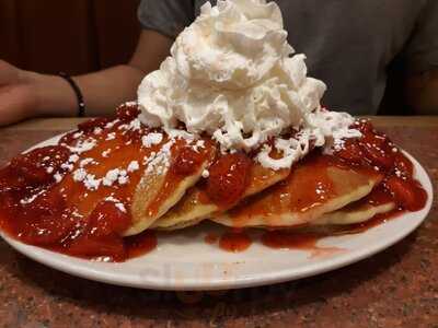 Shari's Cafe and Pies, Salem