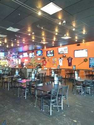 Moondoggy's Pizza and Pub