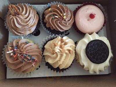 Sweet Reasons Gourmet Cupcakes