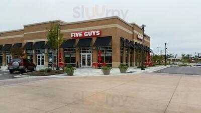 Five Guys, Cary