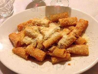 Gallo Brillo, Roma