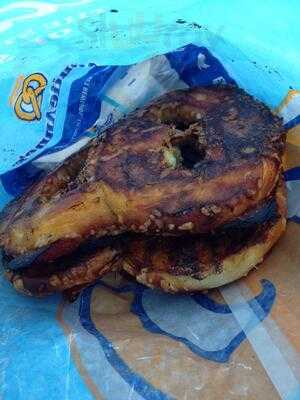 Auntie Anne's, Allentown