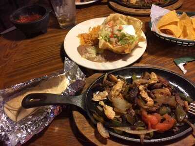 Dos Rancheros, Murfreesboro