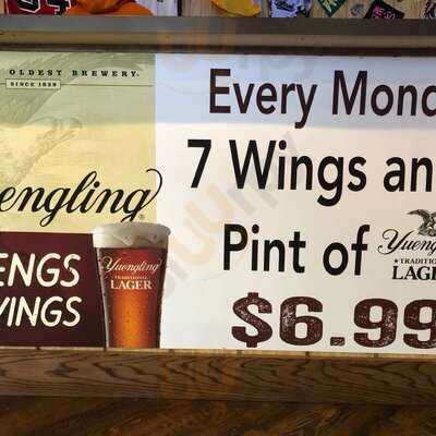 Wings Etc., Evansville