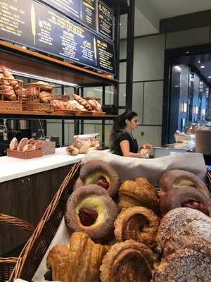 Baguette Epicerie, Bellevue