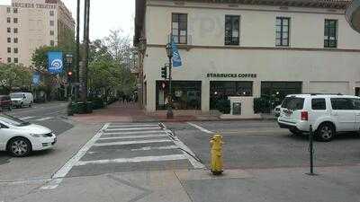 Starbucks, Santa Barbara