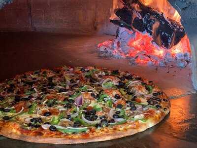 Santa Barbara's Wood Fired Pizza, Santa Barbara