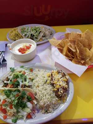 Fuzzy's Taco Shop, Overland Park