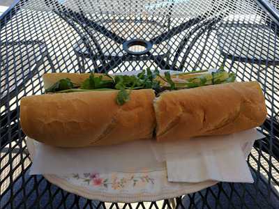 Mama's Bakery And Deli, Santa Barbara