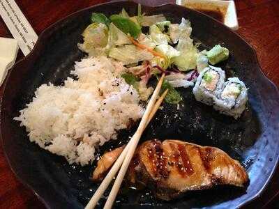 Oshima Sushi, Everett