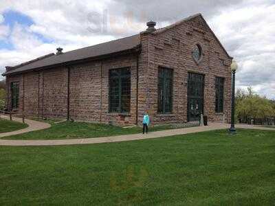 Falls Overlook Cafe