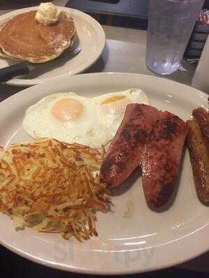 Perkins Restaurant & Bakery, Cedar Rapids