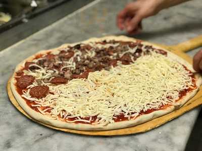 Golden Rock Restaurant & Pizza, New Haven