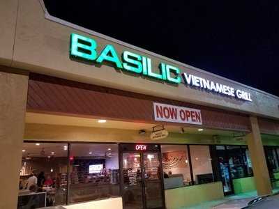 Basilic Vietnamese Grill