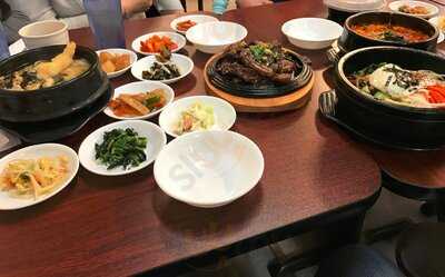 Umma's Korean Food Restaurant