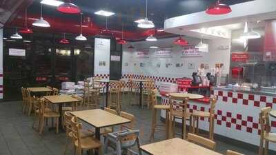 Five Guys, Delray Beach