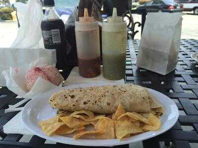 Panaderia La Victoria, Ventura