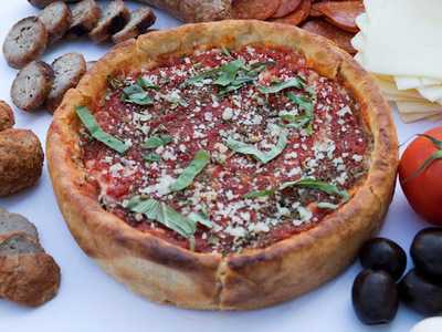 Froman's Chicago Deep Dish Pizza, West Hollywood