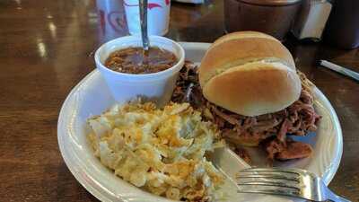 Lonnie Q's Bbq