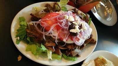 Dimitris' Greek Gyros & Deli