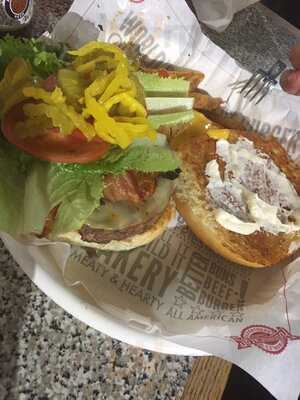 Fuddruckers