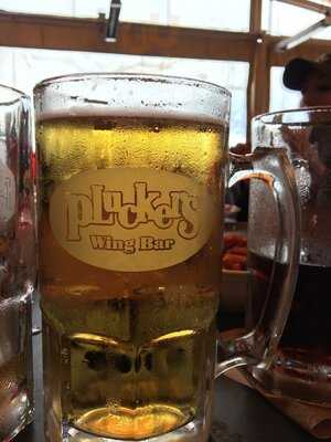 Pluckers Wing Bar