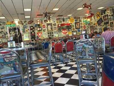 Legends Burgers, Rancho Cucamonga