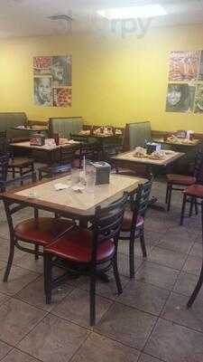 Cicis Pizza, Hialeah