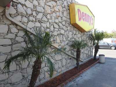 Denny's