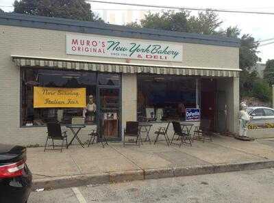 Muro's Original New York Bakery and Deli, Norwalk