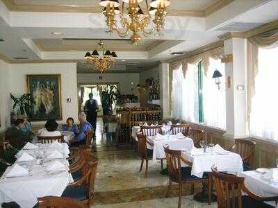 Mylos Greek Restaurant, Coral Gables