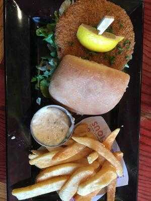 Red Robin Gourmet Burgers