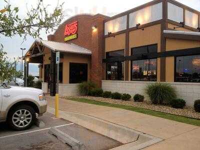 Logan's Roadhouse, Norman