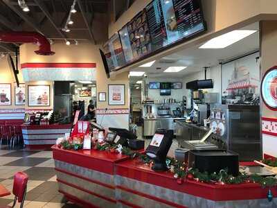 Freddy's Frozen Custard & Steakburger, Fayetteville