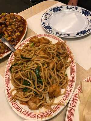 Hunan Restaurant East