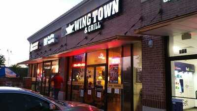 Wingtown & Grill, Carrollton